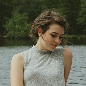 Meet your Posher, Ellie